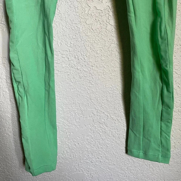 Gymshark Mesh Move Leggings - Picture 5 of 8